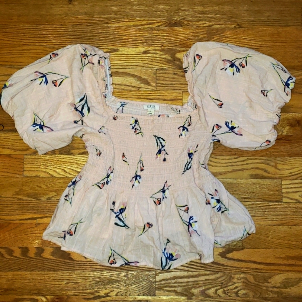 A.n.a floral print shocked puff sleeve top MUST GO